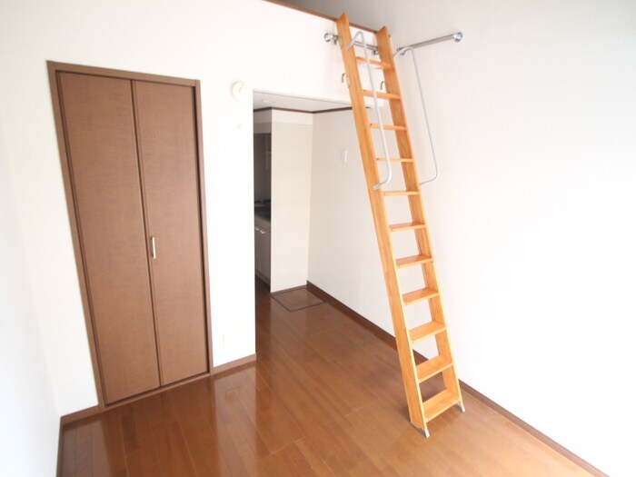 イ－ストフラット国立の物件内観写真