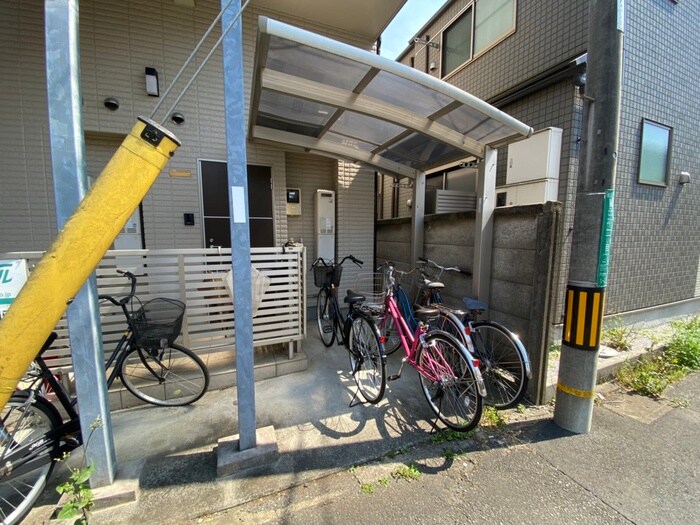 イ－ストフラット国立の物件外観写真