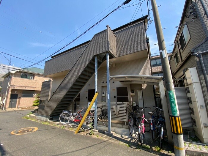 イ－ストフラット国立の物件外観写真