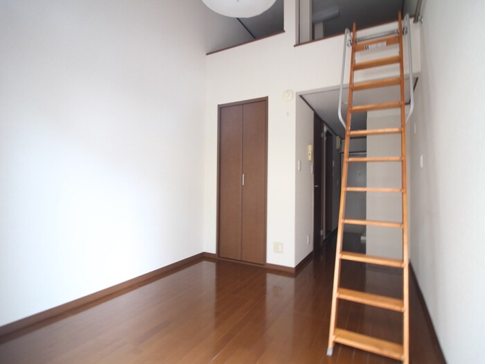 イ－ストフラット国立の物件内観写真