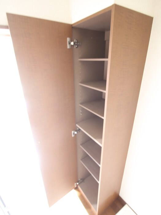 イ－ストフラット国立の物件内観写真