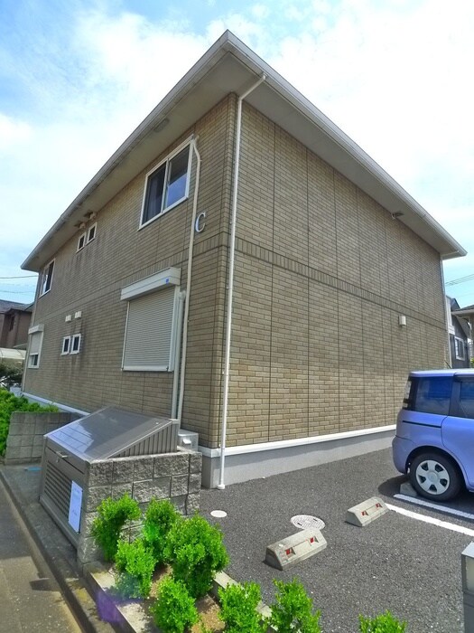 アモールⅡＣ棟の物件外観写真