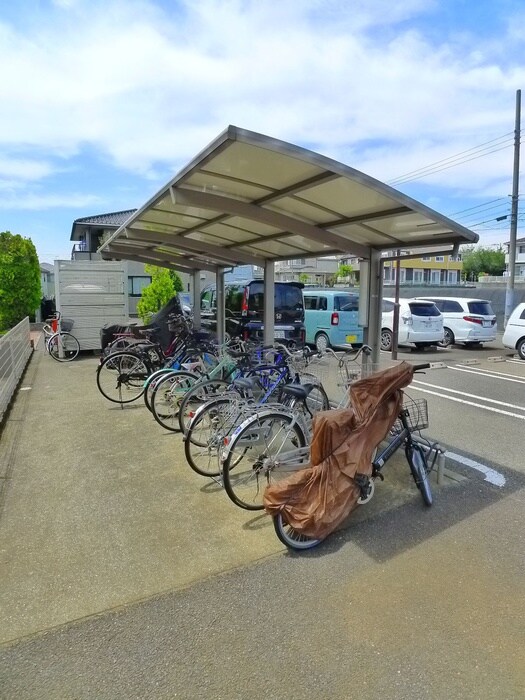 アモールⅡＣ棟の物件外観写真