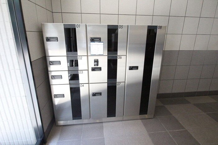 ロイヤル笹塚の物件外観写真