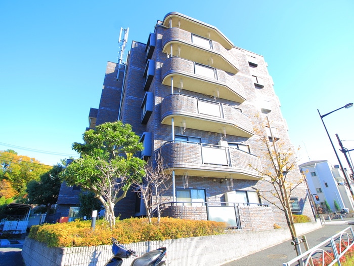 フォレストヒルズの物件外観写真