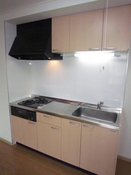 竹の塚ロ－ヤルコ－ポ(201)の物件内観写真