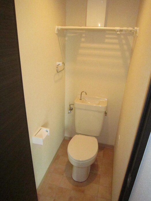 竹の塚ロ－ヤルコ－ポ(201)の物件内観写真