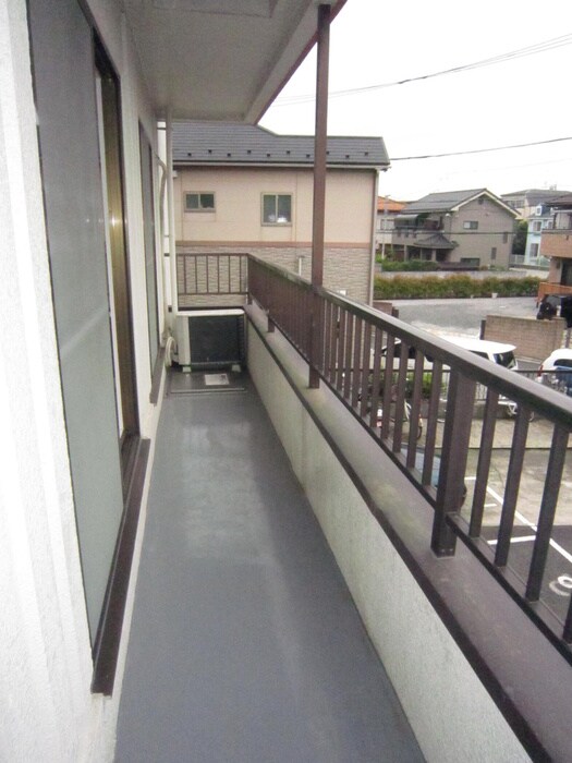 竹の塚ロ－ヤルコ－ポ(201)の物件内観写真