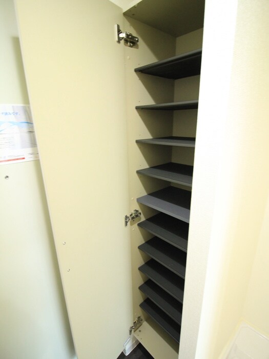 エフパークレジデンス妙蓮寺の物件内観写真