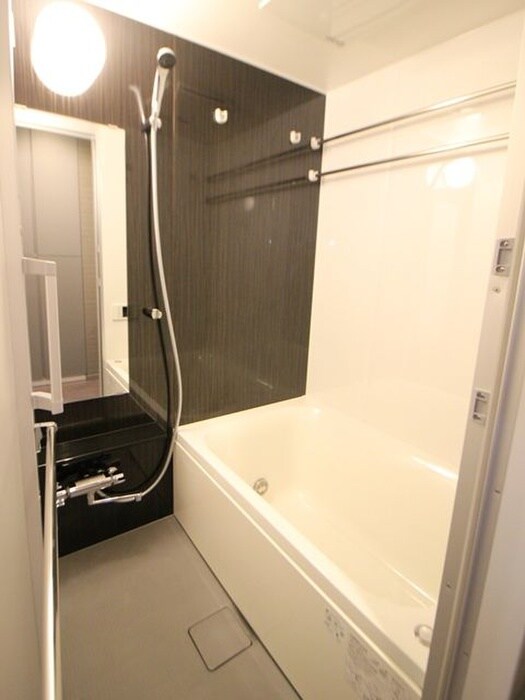 コンフォリア新中野の物件内観写真