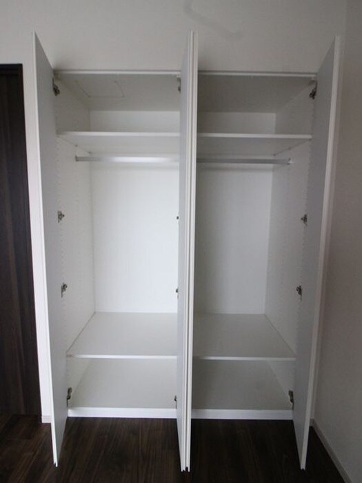 コンフォリア新中野の物件内観写真