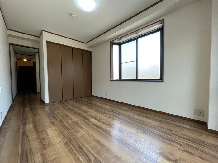 フォレスト春日の物件内観写真