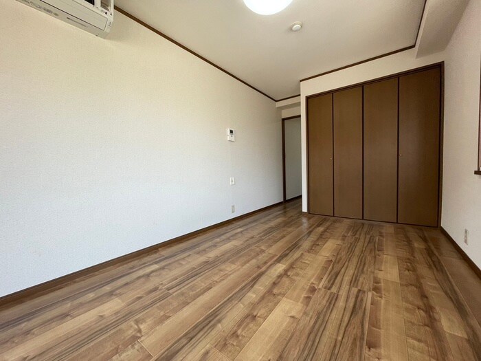 フォレスト春日の物件内観写真
