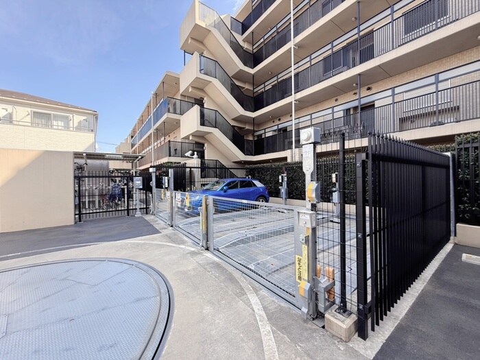 ﾊﾟｰｸﾎｰﾑｽﾞ落合南長崎（207）の物件外観写真