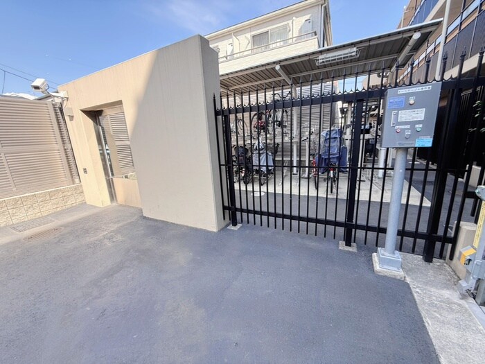 ﾊﾟｰｸﾎｰﾑｽﾞ落合南長崎（207）の物件外観写真