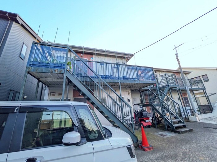 岩元ハイツの物件外観写真