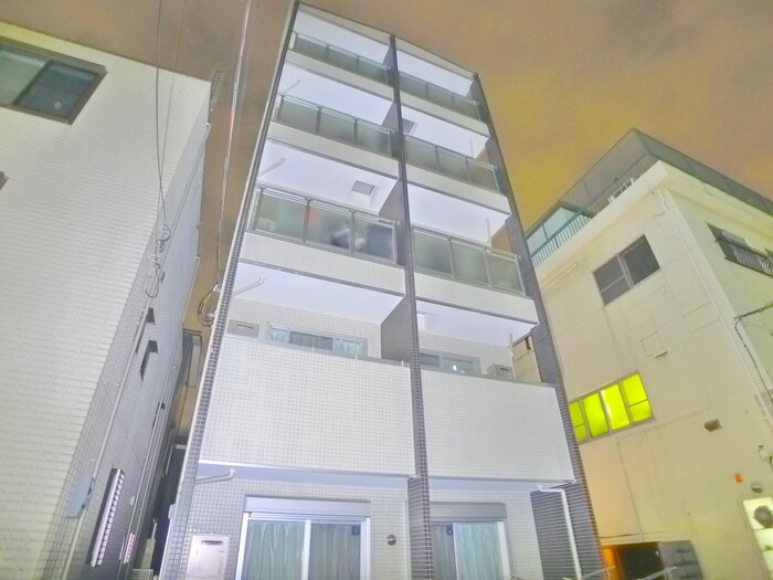 b`CASA Higashiayaseの物件外観写真