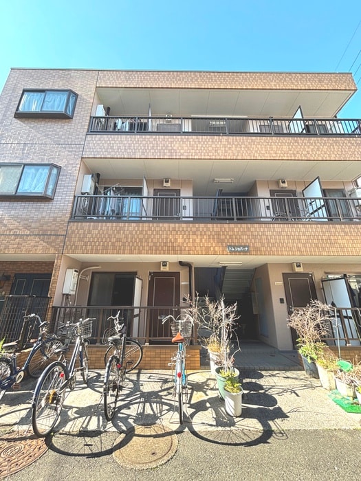 ドムショパ－ナ中山の物件外観写真