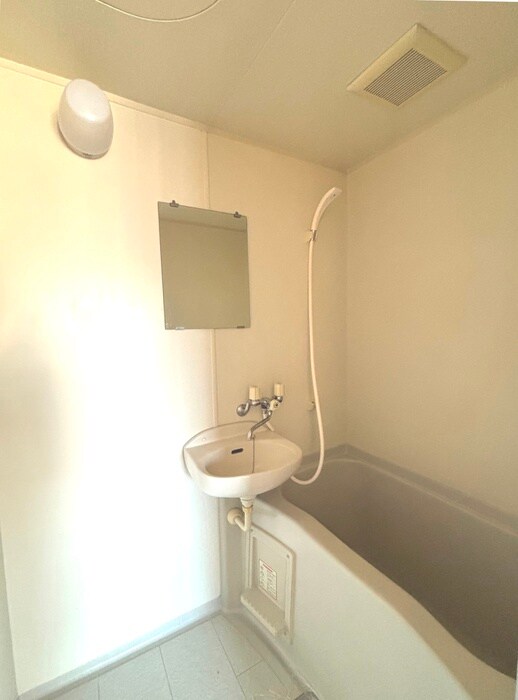 ドムショパ－ナ中山の物件内観写真