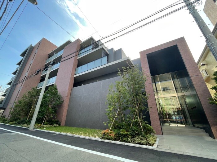 ｼｰｽﾞﾝﾌﾗｯﾂ高田馬場ﾘﾊﾞｰｻｲﾄﾞｻｳｽの物件外観写真