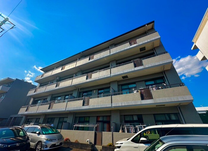 ルネス・プルミエ－ルの物件外観写真