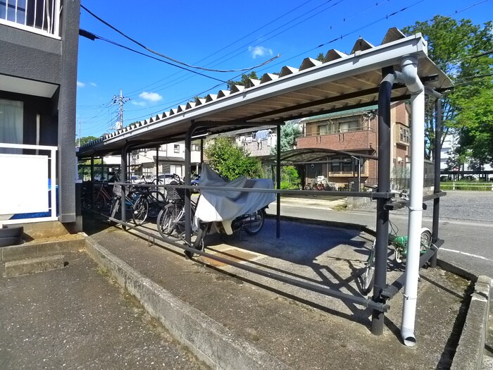 石川マンションの物件外観写真