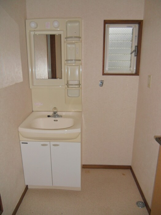 第５コーポ潮見の物件内観写真