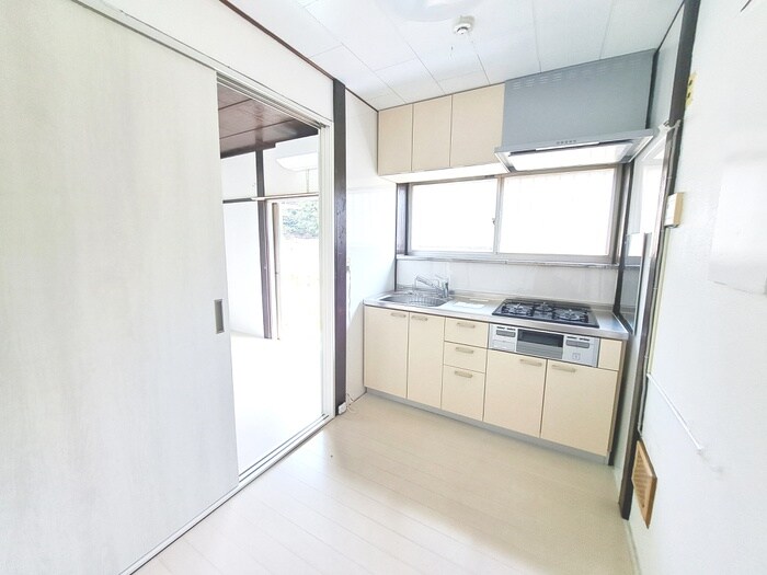 石川アパ－トの物件内観写真