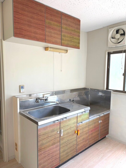 コ－ポサンフラワ－Ａの物件内観写真