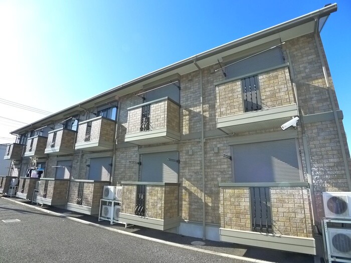 ロイヤルコ－トの物件外観写真