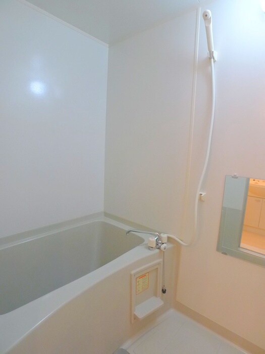 ロイヤルコ－トの物件内観写真