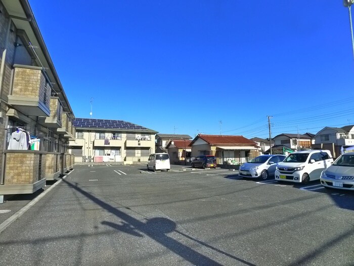 ロイヤルコ－トの物件外観写真