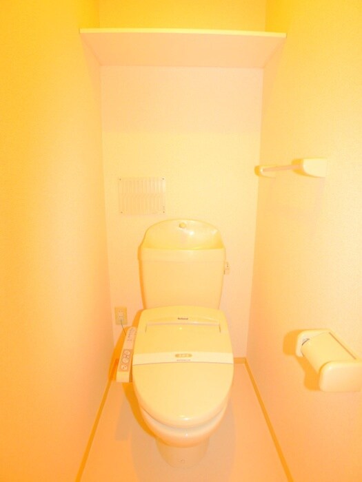 ロイヤルコ－トの物件内観写真