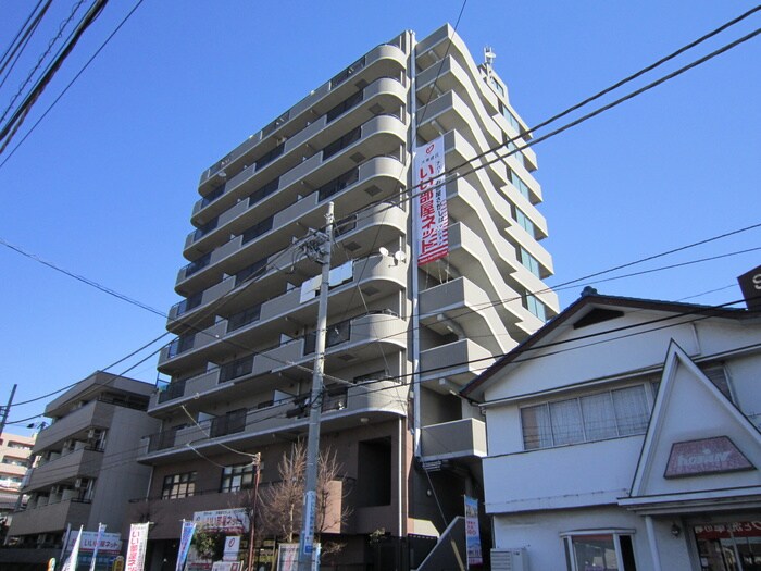 シャン・ド・フル－ルの物件外観写真