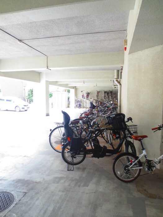 シャン・ド・フル－ルの物件外観写真