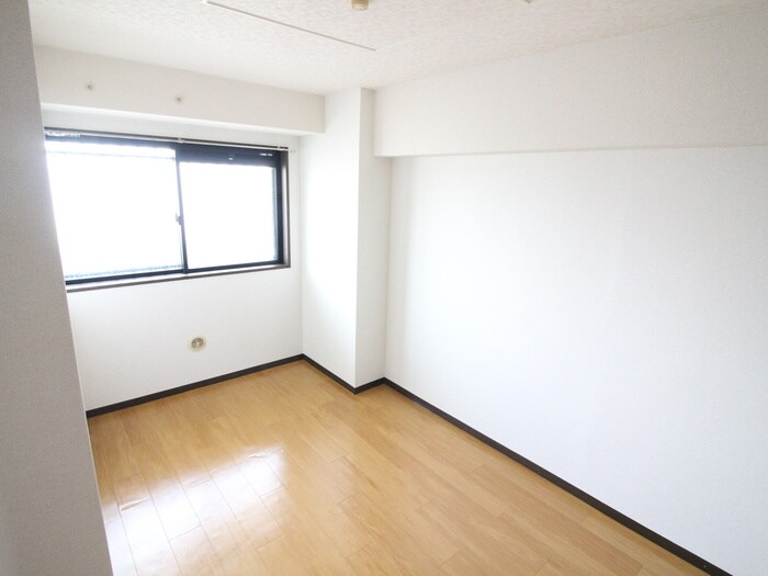 シャン・ド・フル－ルの物件内観写真