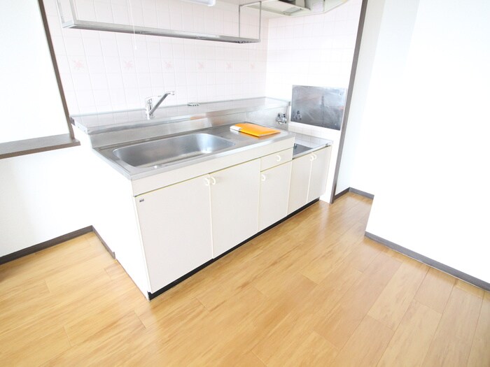 シャン・ド・フル－ルの物件内観写真