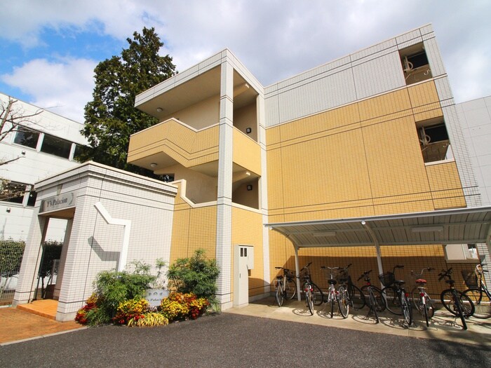 ワイズ　パラシオンの物件外観写真