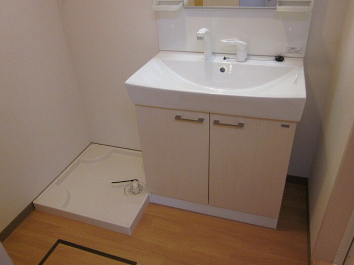 ワイズ　パラシオンの物件内観写真