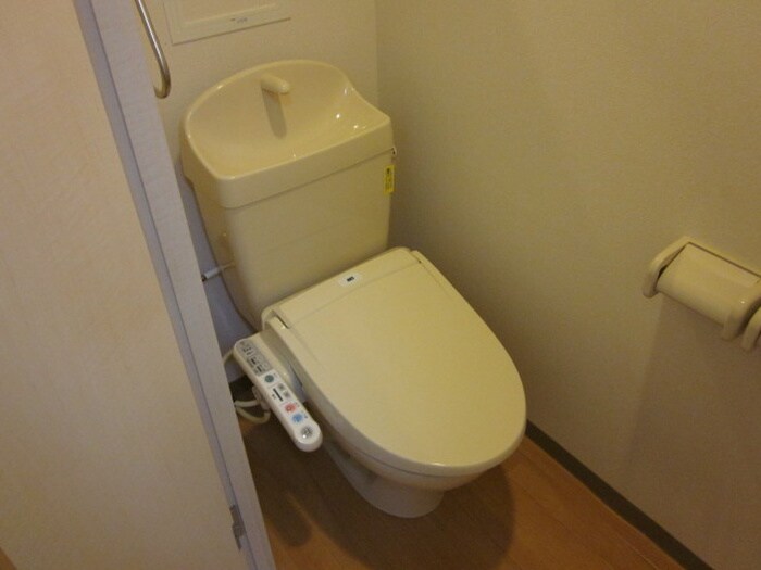 ワイズ　パラシオンの物件内観写真