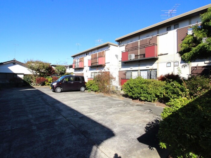 栄ハイツ A棟　B棟の物件外観写真