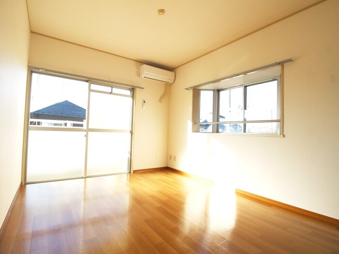 ハイツ鶴ヶ舞の物件内観写真