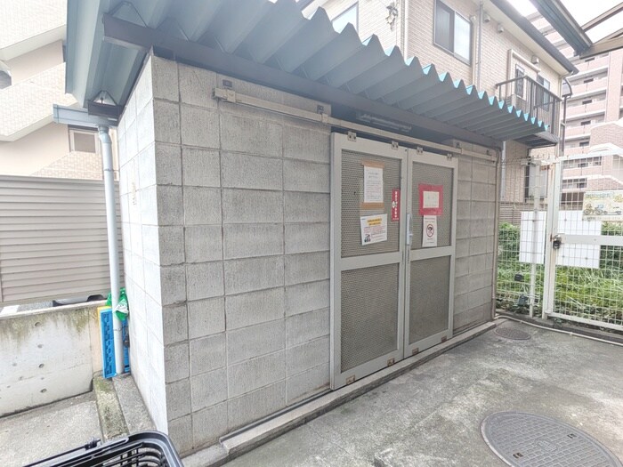 ﾗｲｵﾝｽﾞﾏﾝｼｮﾝ五反野第六(703)の物件外観写真