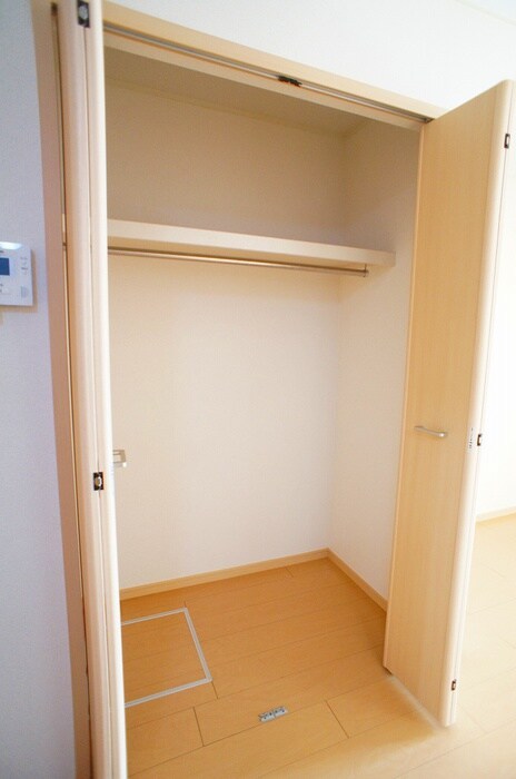 アパ－トメントノイの物件内観写真