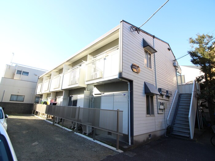 サンクレールの物件外観写真