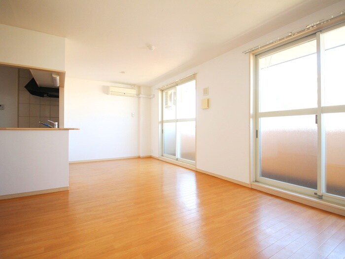 コムデソレイユの物件内観写真