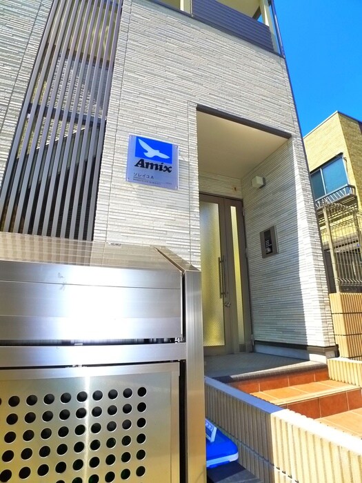 ｿﾚｲﾕｴｰの物件外観写真