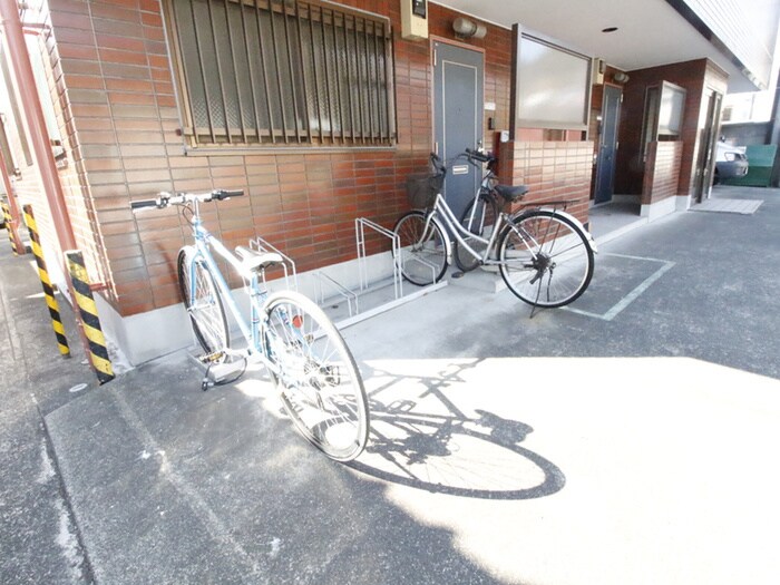 渡辺ビルの物件外観写真