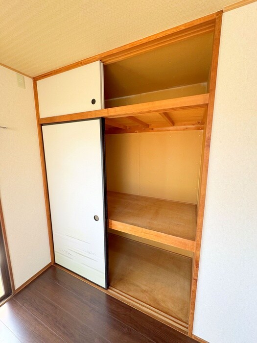 プティシャトレＪＩＳの物件内観写真