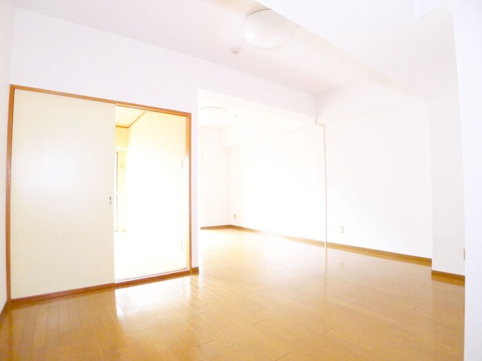 パラスト北小金(2F)の物件内観写真